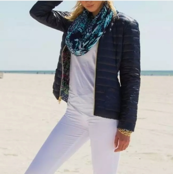 LILLY PULITZER Lilah Reversible Down Jacket NWOT. Size S - Picture 5 of 16
